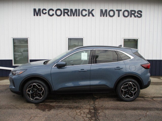 2026 Ford Escape Platinum