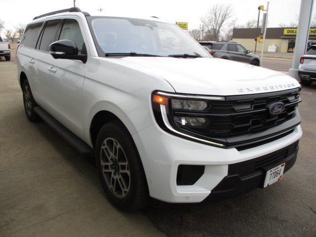 2025 Ford Expedition Max Active