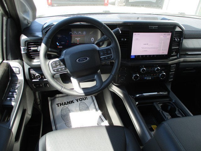 2026 Ford Super Duty F-350 SRW LARIAT