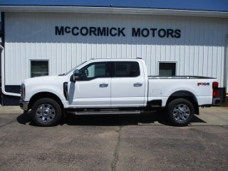 2026 Ford Super Duty F-350 SRW LARIAT