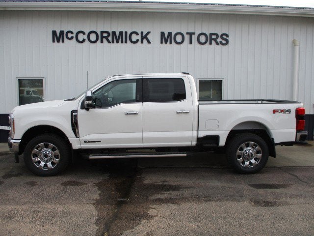 2026 Ford Super Duty F-350 SRW LARIAT