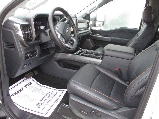 2026 Ford Super Duty F-350 SRW LARIAT