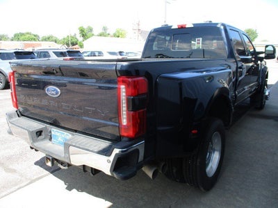 2023 Ford Super Duty F-450 DRW LARIAT